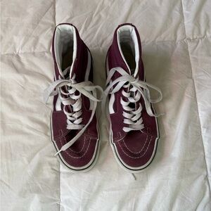 Vans High-Tops in Burgundy and White